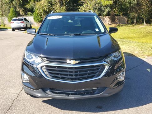 Used 2020 Chevrolet Equinox LT image 2
