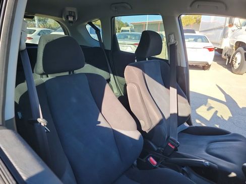 Used 2010 Honda Fit Sport image 15