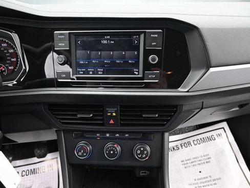 Used 2019 Volkswagen Jetta S FWD image 18