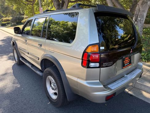 Used 2000 Mitsubishi Montero Sport XLS image 3