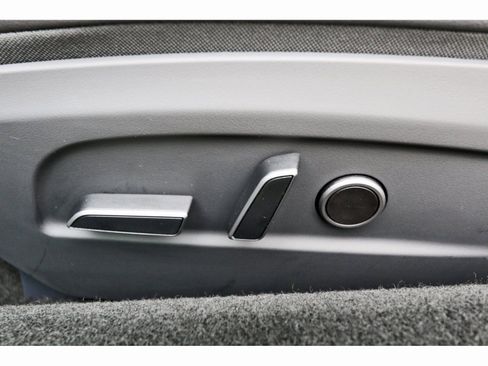 Used 2024 Tesla Model 3 Standard Range image 25