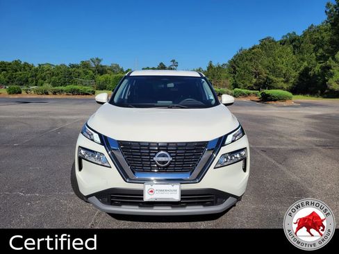 Used 2023 Nissan Rogue SV FWD image 10
