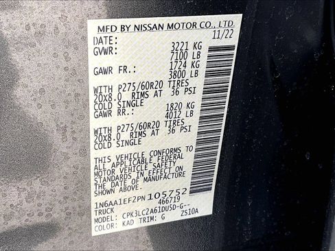 Used 2023 Nissan Titan SV w/ SV Convenience Package RWD image 16