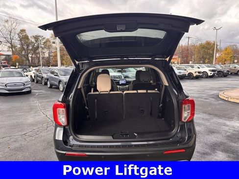 Certified 2022 Ford Explorer XLT w/ Equipment Group 202A image 7