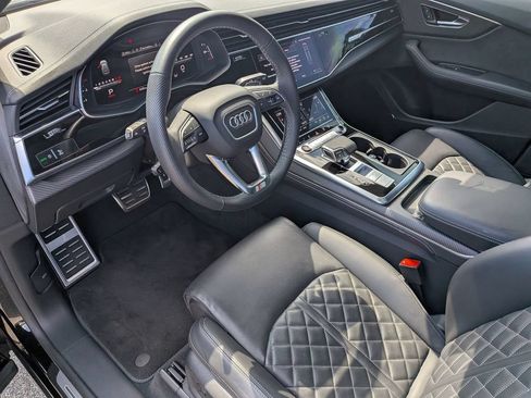 Used 2025 Audi SQ8 Premium Plus AWD/4WD image 10