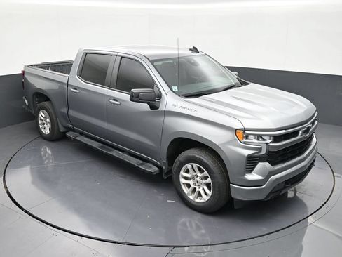 Used 2023 Chevrolet Silverado 1500 RST RWD image 18