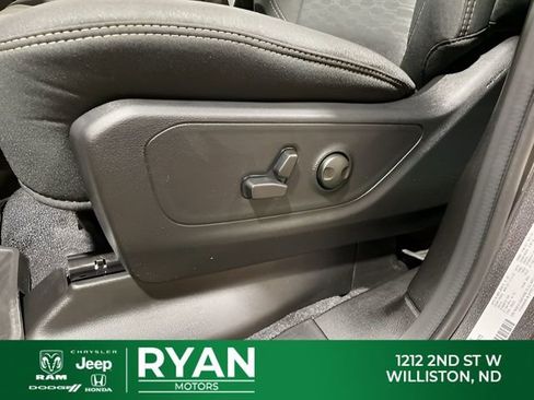 New 2026 RAM 1500 4x4 Crew Cab image 45