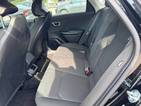 Used 2026 Kia K4 FWD image 23