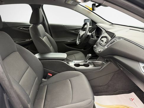 Used 2016 Chevrolet Malibu LT w/ Driver Confidence Package image 24