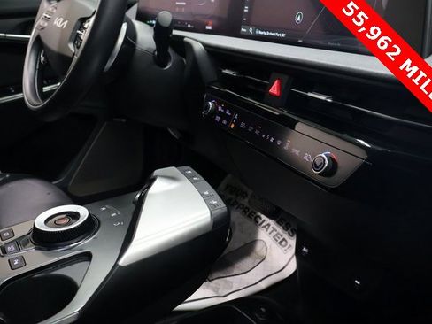 Used 2022 Kia EV6 Wind image 20