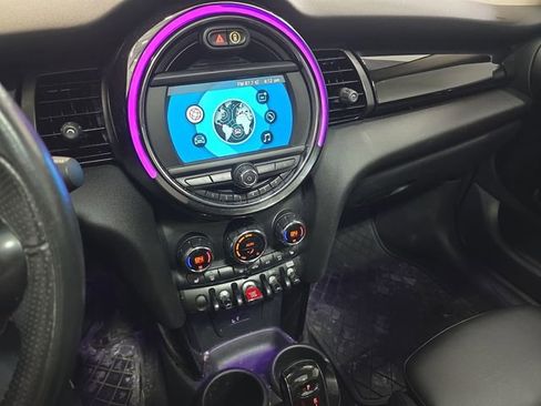 Used 2020 MINI Cooper S w/ Storage Package image 20