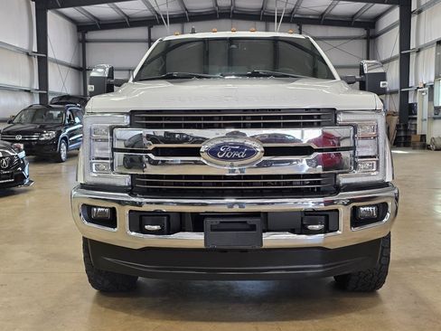 Used 2019 Ford F250 King Ranch w/ King Ranch Ultimate Package AWD/4WD image 2