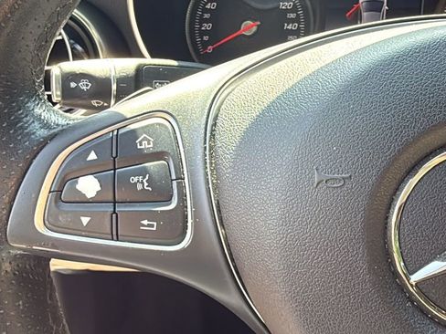 Used 2018 Mercedes-Benz C 300 4MATIC Sedan image 29