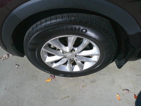 Used 2016 Kia Sorento LX image 16