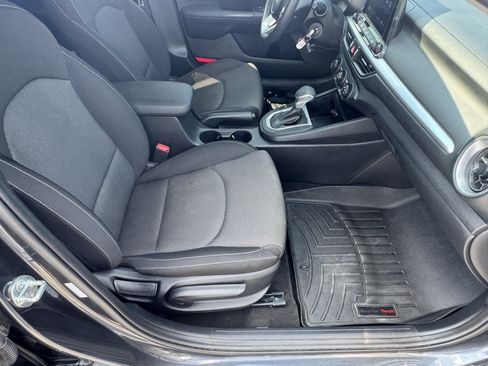 Used 2024 Kia Forte LXS w/ LXS Technology Package FWD image 14