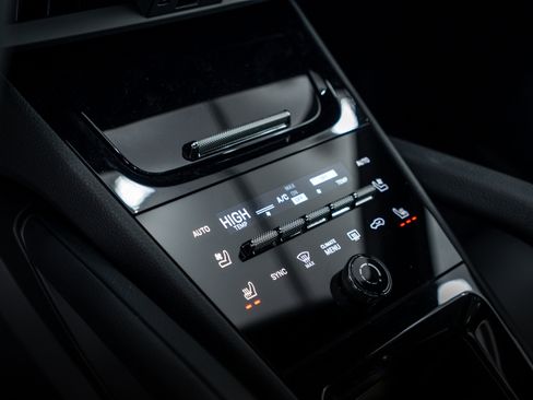 New 2026 Porsche Cayenne E-Hybrid Coupe image 15