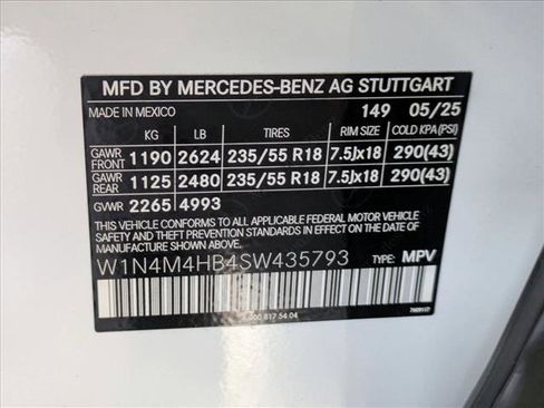 Certified 2025 Mercedes-Benz GLB 250 4MATIC image 25