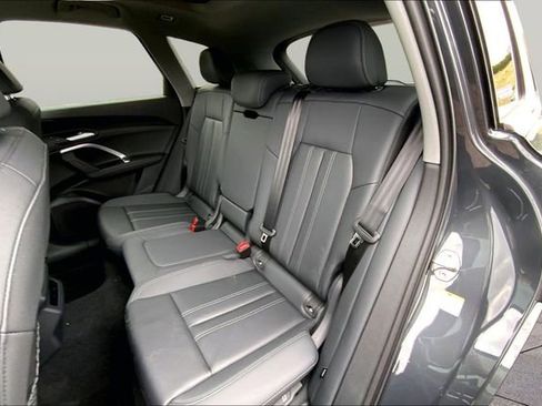 New 2026 Audi Q5 Premium AWD/4WD image 9
