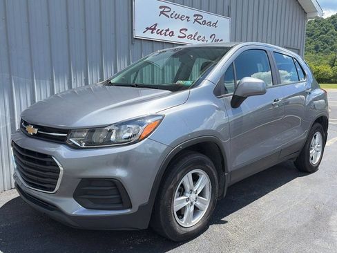 Used 2020 Chevrolet Trax LS w/ LPO, Protection Package AWD/4WD image 14