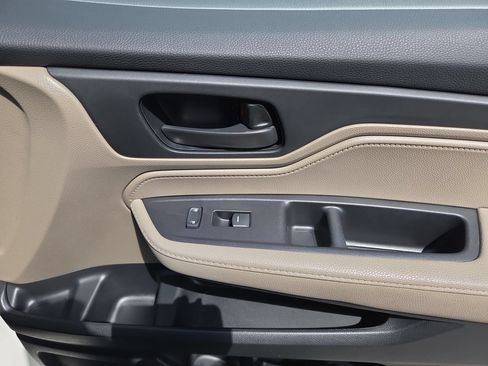 Used 2019 Honda Odyssey EX-L image 20