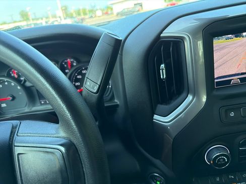 Used 2025 Chevrolet Silverado 2500 Custom w/ Custom Value Package AWD/4WD image 19