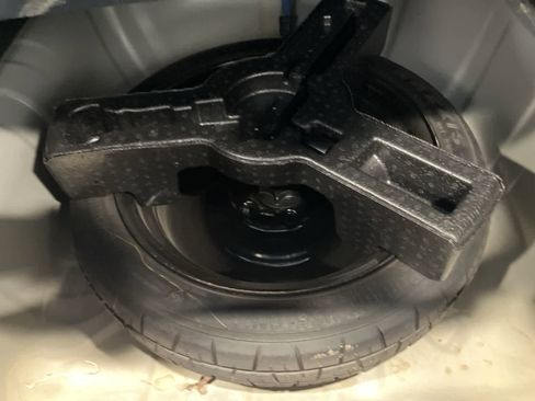 Used 2019 Nissan Sentra SV FWD image 27