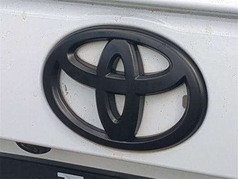 Used 2020 Toyota RAV4 XLE image 13