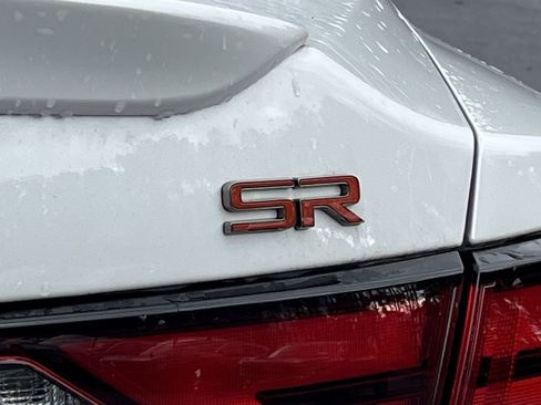 Certified 2024 Nissan Sentra SR image 19