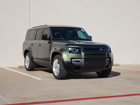 New 2026 Land Rover Defender 130 X-Dynamic SE image 2