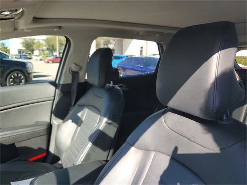 Certified 2023 Kia Sportage SX image 17