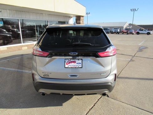 Used 2020 Ford Edge Titanium w/ Equipment Group 301A image 6