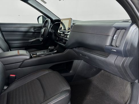 Used 2024 Nissan Pathfinder Rock Creek AWD/4WD image 30