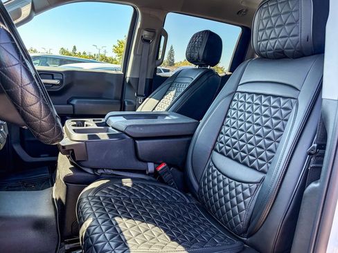 Used 2026 Chevrolet Silverado 1500 Custom Trail Boss AWD/4WD image 9