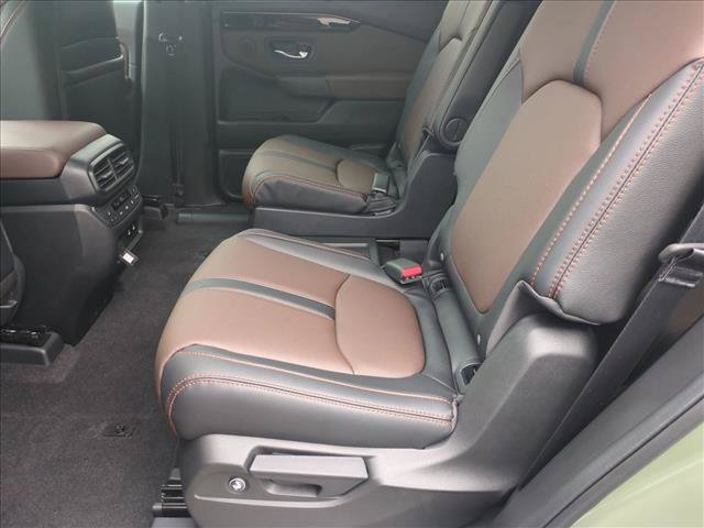 New 2026 Honda Pilot TrailSport image 16