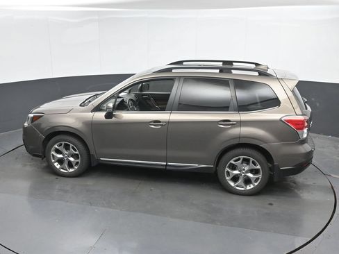 Used 2017 Subaru Forester 2.5i Touring w/ Protection Package #2 AWD/4WD image 15