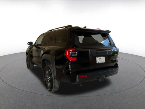 Used 2025 Toyota 4Runner SR5 image 9