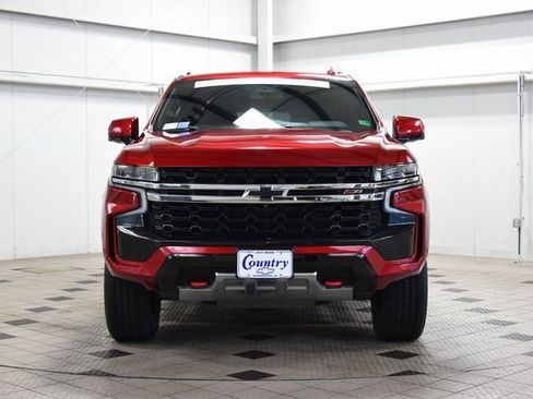 Used 2022 Chevrolet Tahoe Z71 w/ Luxury Package image 2