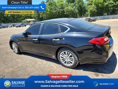 Used 2012 INFINITI M35 w/ Deluxe Touring Pkg RWD image 3