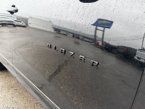 Used 2023 Chevrolet Blazer RS image 11