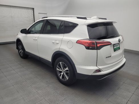 Used 2018 Toyota RAV4 XLE FWD image 5