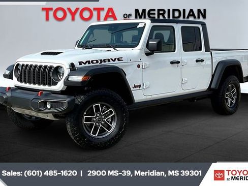 Used 2025 Jeep Gladiator Mojave image 10