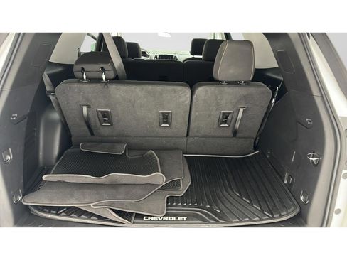 Used 2020 Chevrolet Traverse LS AWD/4WD image 24