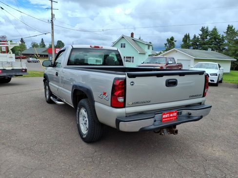 Used 2005 Chevrolet Silverado 1500 LS w/ Light Duty Power Package AWD/4WD image 3