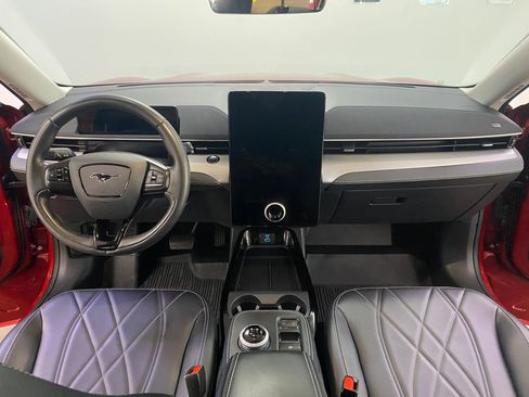 Used 2021 Ford Mustang Mach-E Select image 14