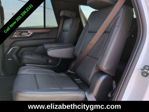 Used 2025 GMC Yukon Denali AWD/4WD image 17