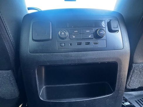 Used 2020 Chevrolet Tahoe LT image 17