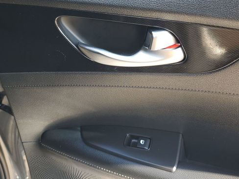 Used 2023 Kia Forte GT-Line w/ GT-Line Technology Package image 46