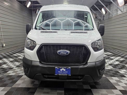Used 2023 Ford Transit 250 Medium Roof AWD image 4