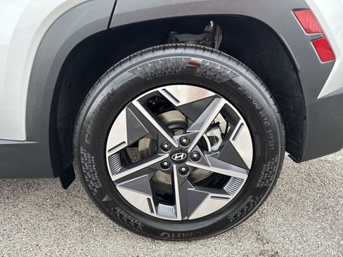 Used 2025 Hyundai Tucson SEL FWD image 18