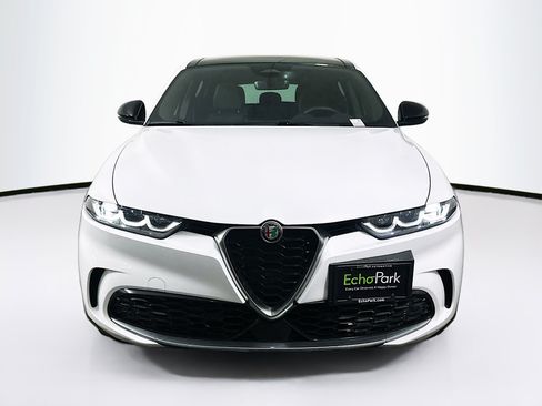 Used 2024 Alfa Romeo Tonale Ti AWD/4WD image 2